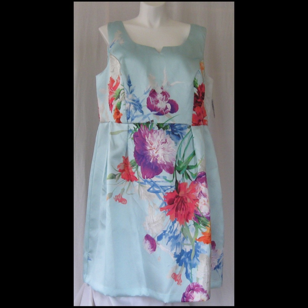 Luxe by Carmen Marc Valvo Floral Satin Dress 22W